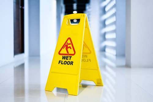 Slippery Floor Lawyer in Miami | No Win, No Fee. Available 24/7